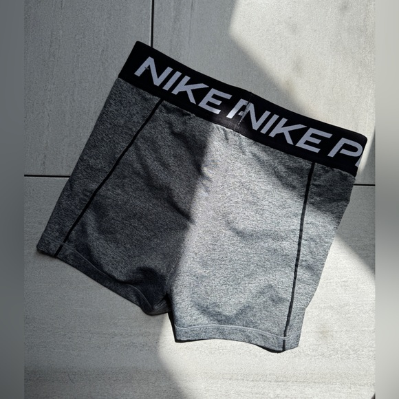 Nike Pro Spandex - Picture 4 of 5